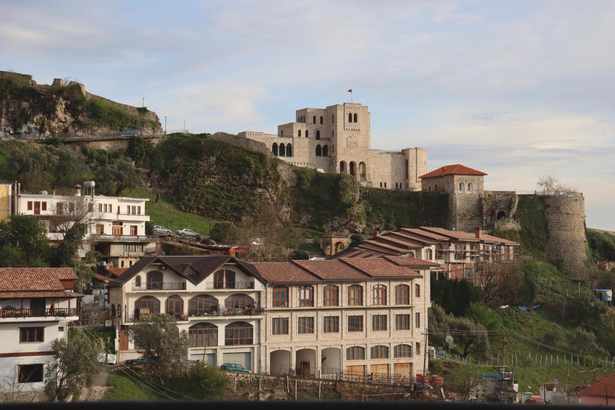 Pisha Panoramic Rooms Krujë المظهر الخارجي الصورة